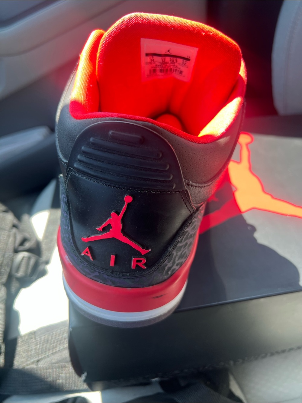 Jordan 3 “Crimson” Men's Retro Basketball Shoes - Picture 4 of 7